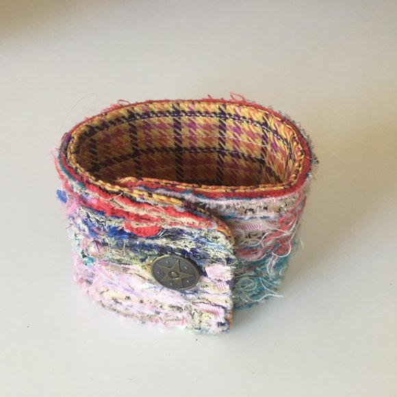 Handmade Wrap-Around Bracelete - Picture 1 of 3